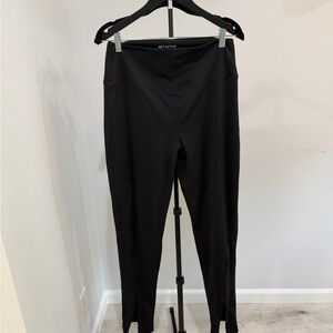 SET Active Black High-Rise Leggings with Stirrup Hem